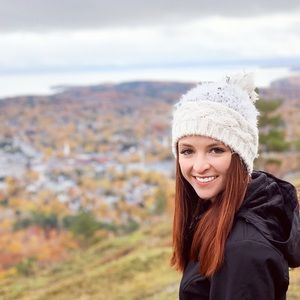 Meet your Posher, Rebecca